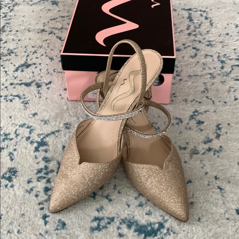 Nina Berit pump